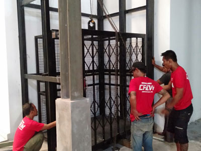 jasa-pembuatan-lift-barang-di-bali-nega-teknik Lift Barang Valencia Bakery Tabanan 1