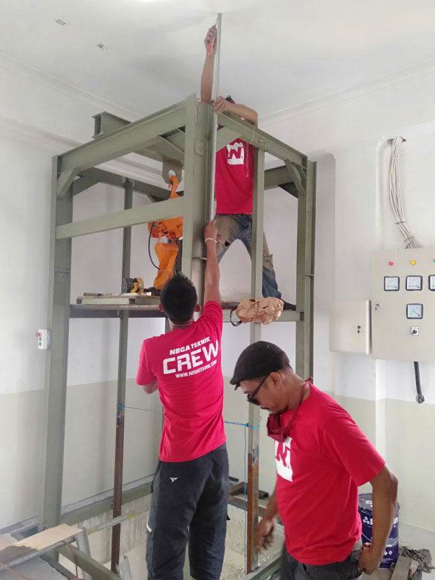 lift-barang-2-ton-varash-bali-5 Lift Barang 2 Ton Varash Bali 6