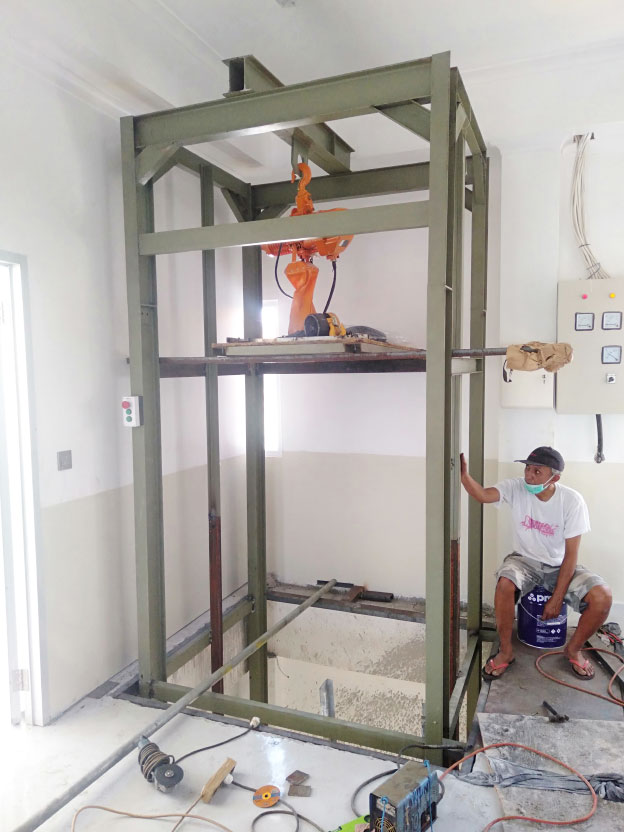 lift-barang-2-ton-varash-bali-6 Lift Barang 2 Ton Varash Bali 5