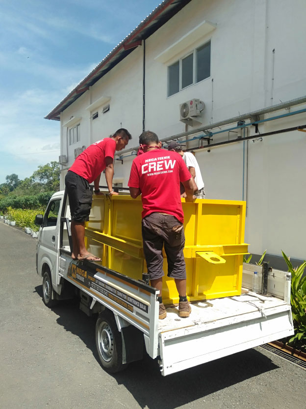 lift-barang-2-ton-varash-bali-8 Lift Barang 2 Ton Varash Bali 7