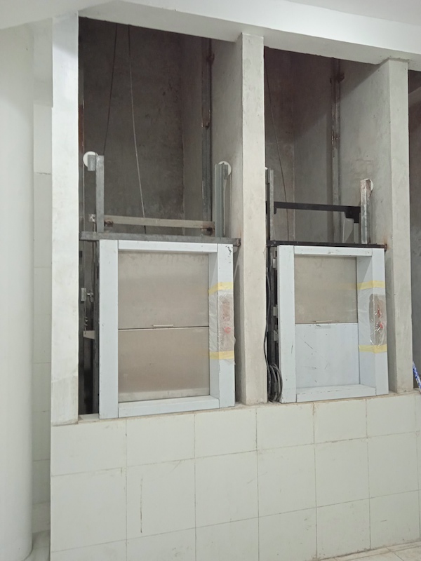 Lift Barang Kapasitas 1 Ton, Listrik 1 Phase, Denpasar Bali