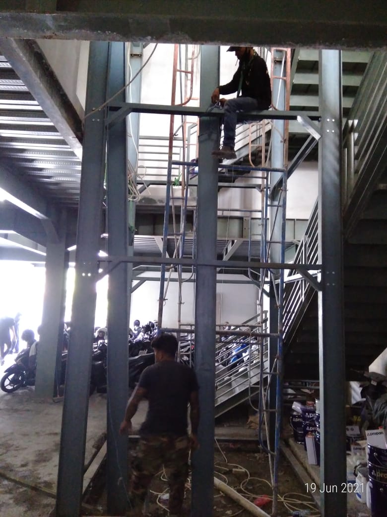 Lift Barang Kapasitas 1 Ton, Listrik 1 Phase, Denpasar Bali