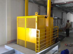 Jasa Pembuatan Lift Barang di Bali