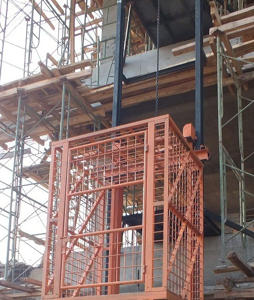 Jasa Sewa Lift Barang di Bali